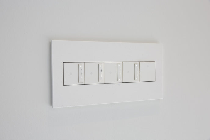 Legrand - AWP1G3PW4 - One-Gang-Plus Screwless Wall Plate with Microban - adorne - Powder White
