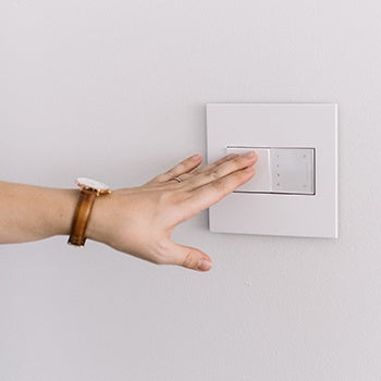 Legrand - AWP2GPW4 - Two-Gang Screwless Wall Plate with Microban - adorne - Powder White