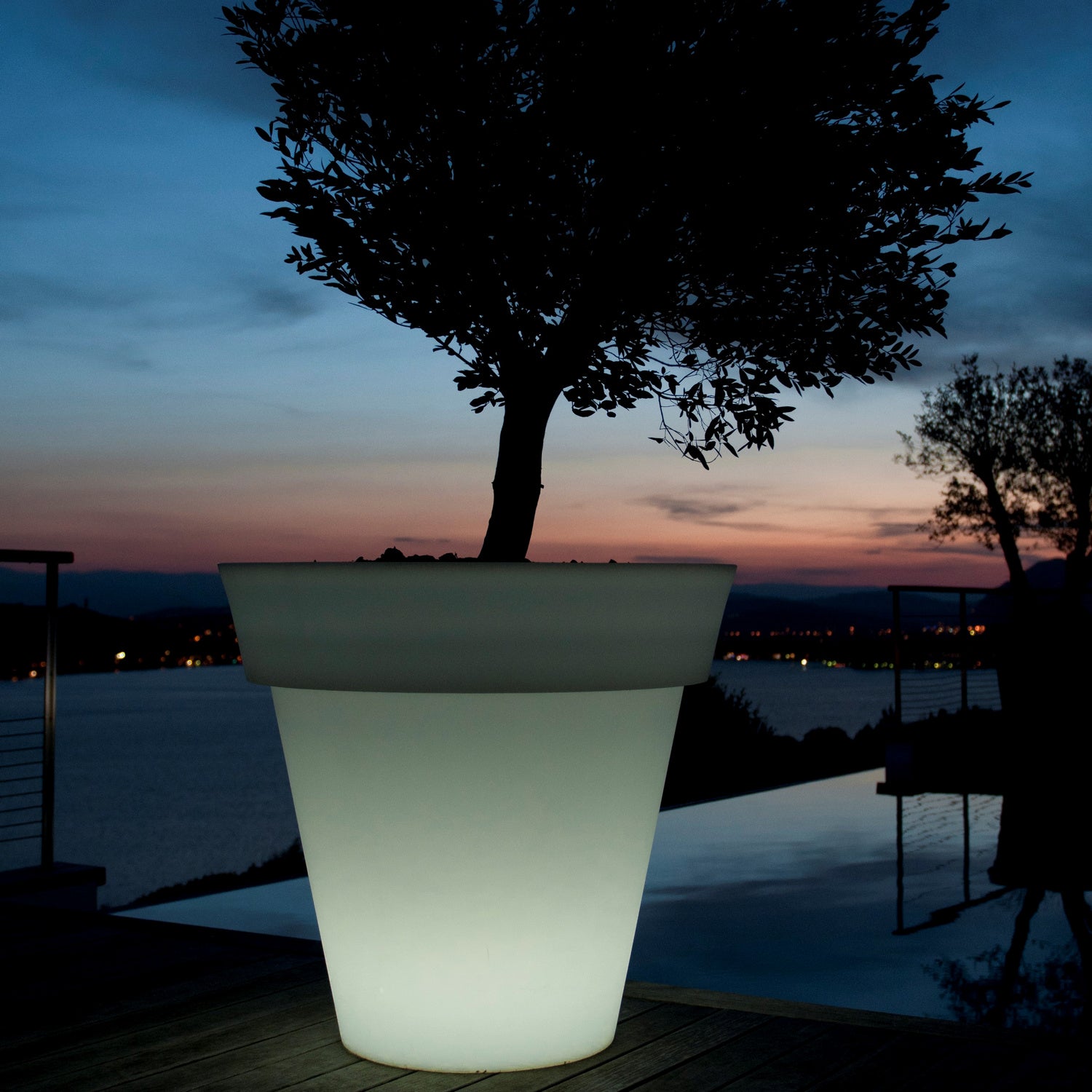 Smart and Green - FC-GOTA - LED Potting Lamp - Gota - White