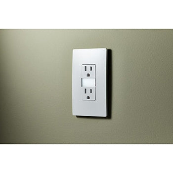 Legrand - NTL885TRW - 15A Tamper-Resistant Outlet with Night Light - radiant - White