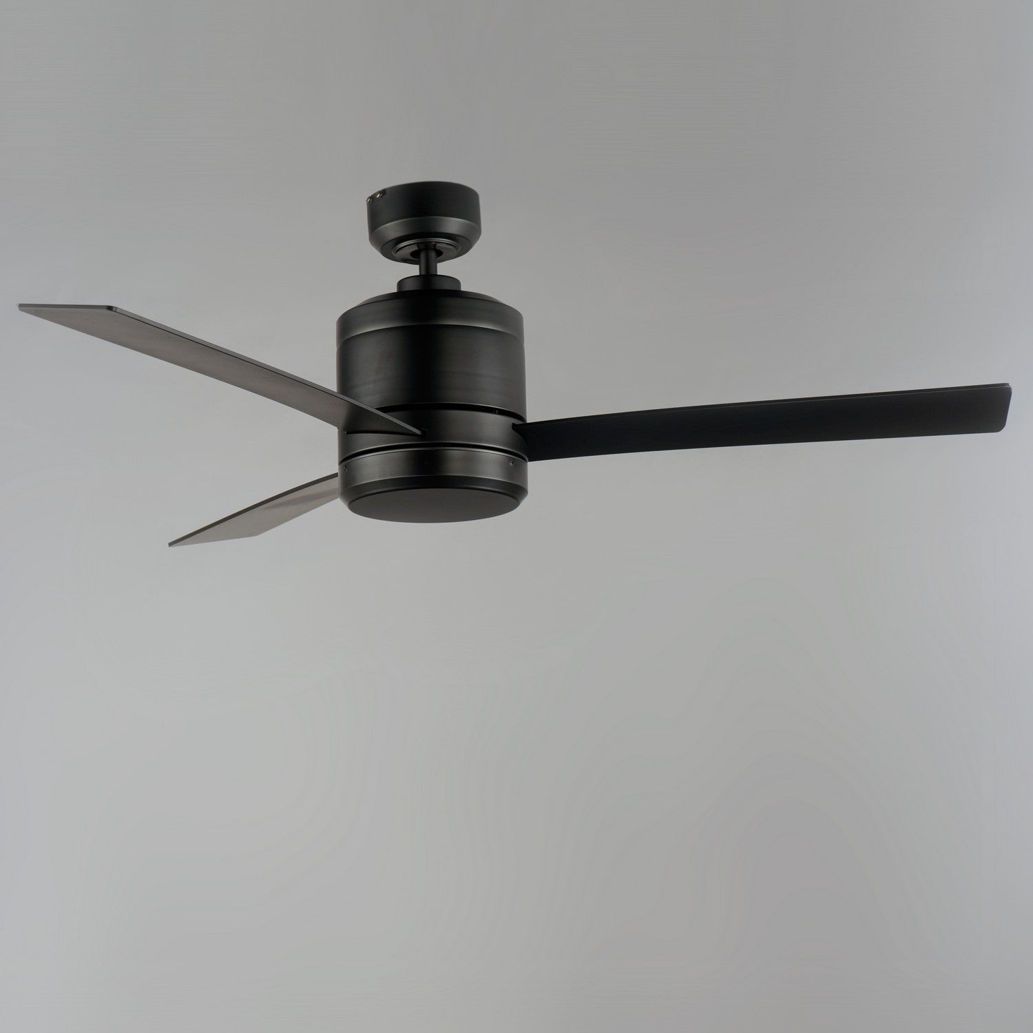 Maxim - 88805BK - 52"Outdoor Ceiling Fan - Tanker - Black