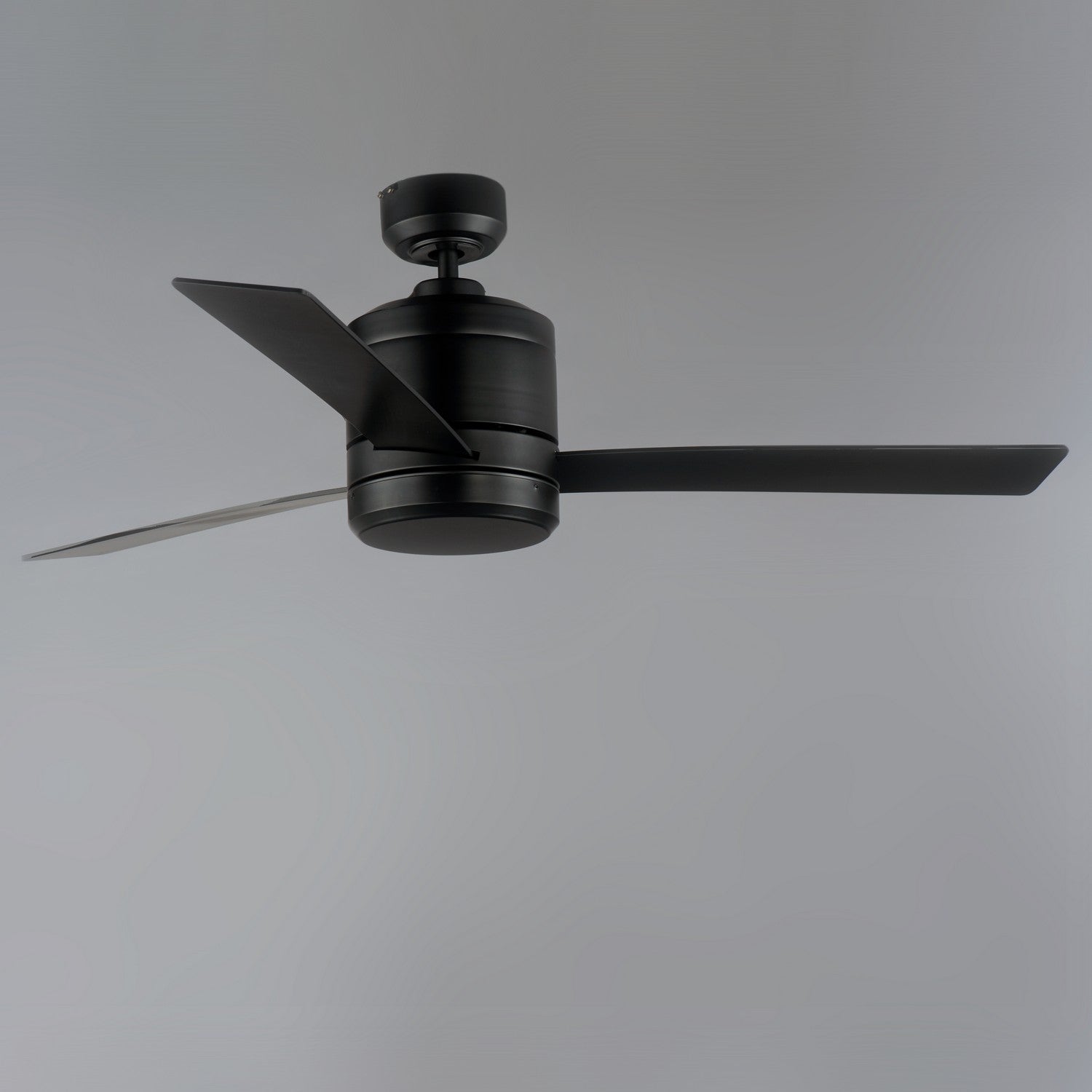 Maxim - 88805BK - 52"Outdoor Ceiling Fan - Tanker - Black