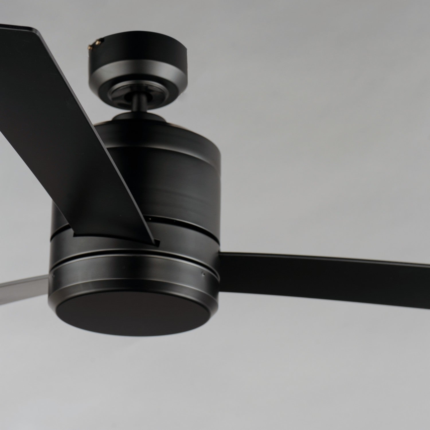 Maxim - 88805BK - 52"Outdoor Ceiling Fan - Tanker - Black