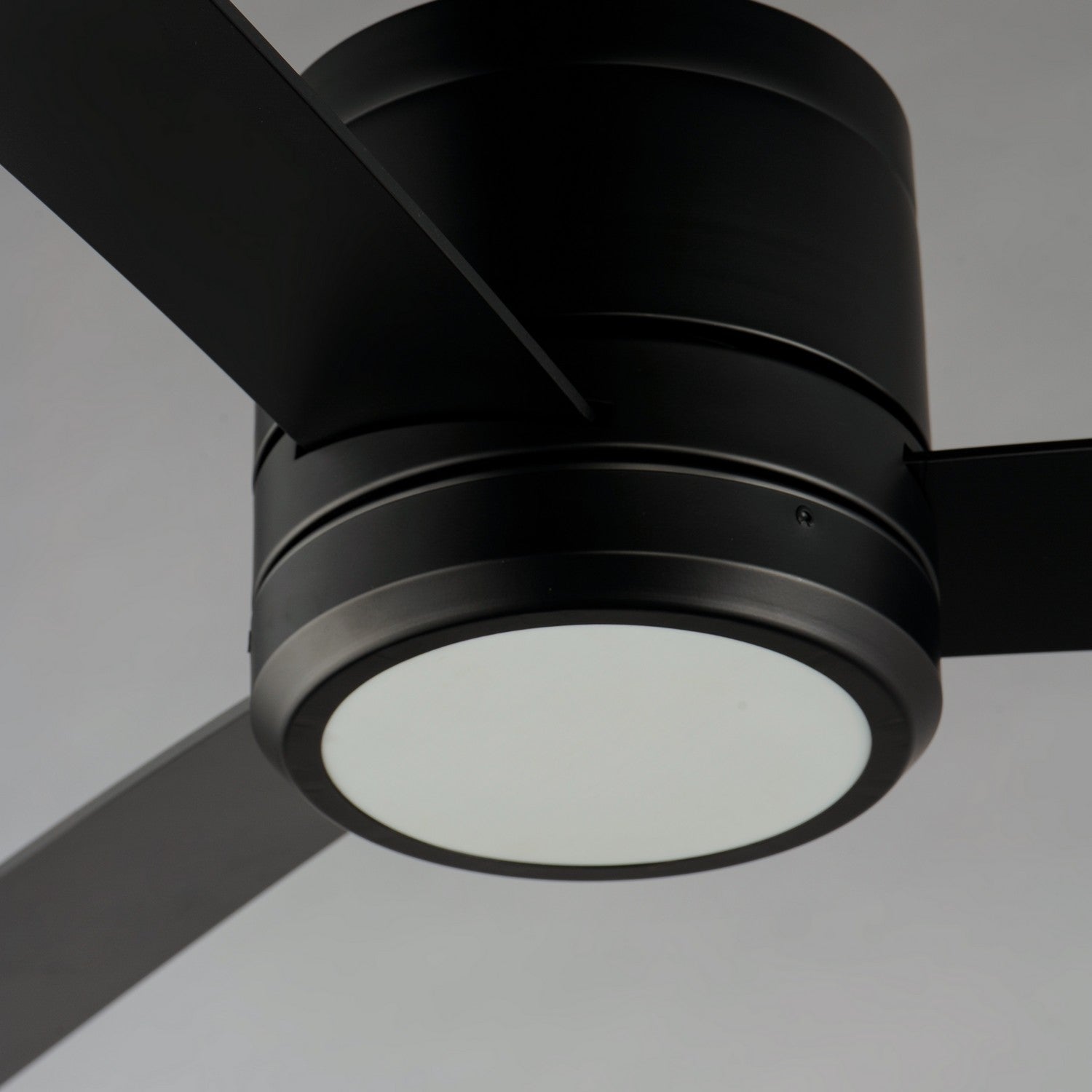 Maxim - 88806BK - 52"Ceiling Fan - Tanker - Black