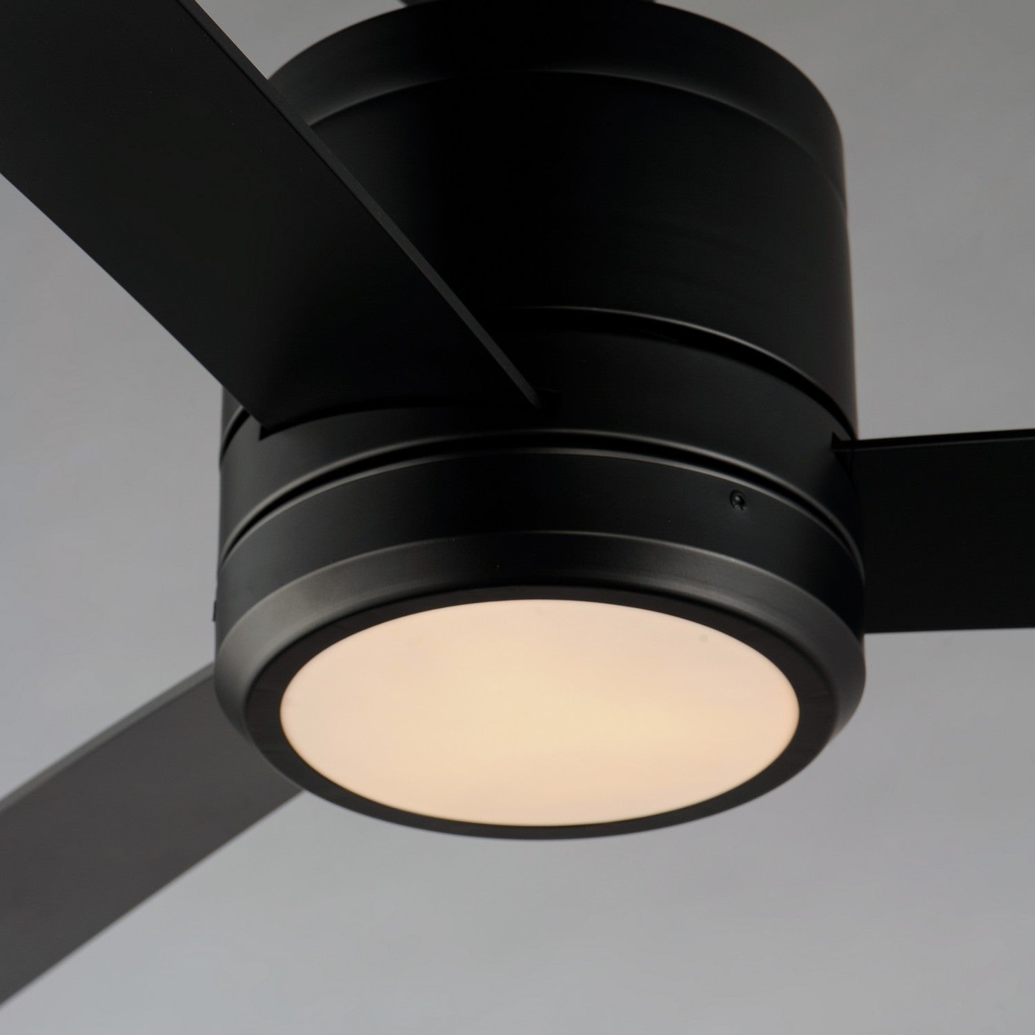 Maxim - 88806BK - 52"Ceiling Fan - Tanker - Black