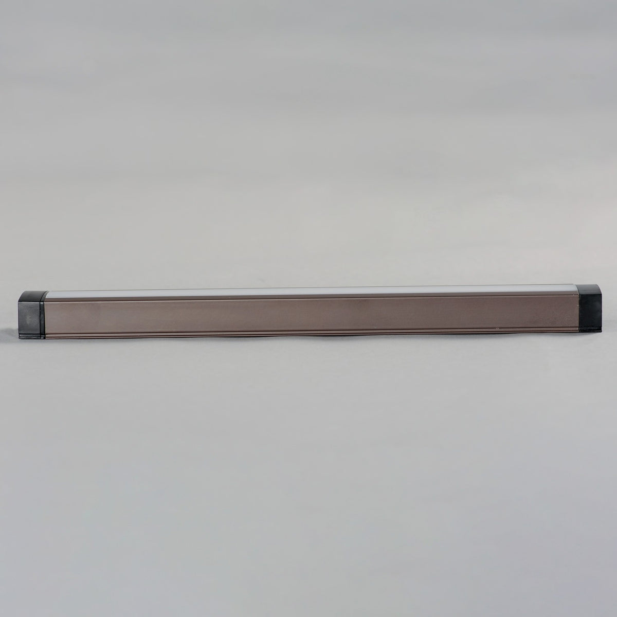 Maxim - 88951BZ - LED Under Cabinet - CounterMax 120V Slim Stick - Bronze