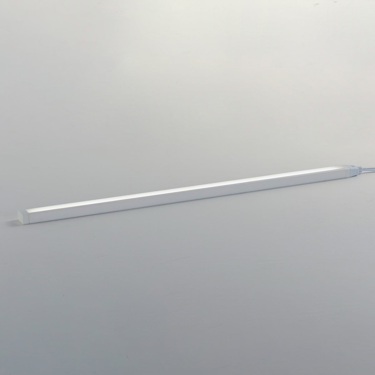 Maxim - 88954WT - LED Under Cabinet - CounterMax 120V Slim Stick - White