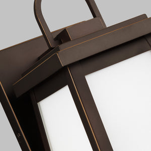 Visual Comfort Studio - 8548401-71 - One Light Outdoor Wall Lantern - Founders - Antique Bronze