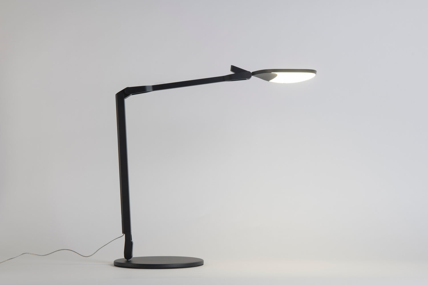 Koncept - SPY-W-MTB-RCH-DSK - LED Desk Lamp - Splitty - Matte Black