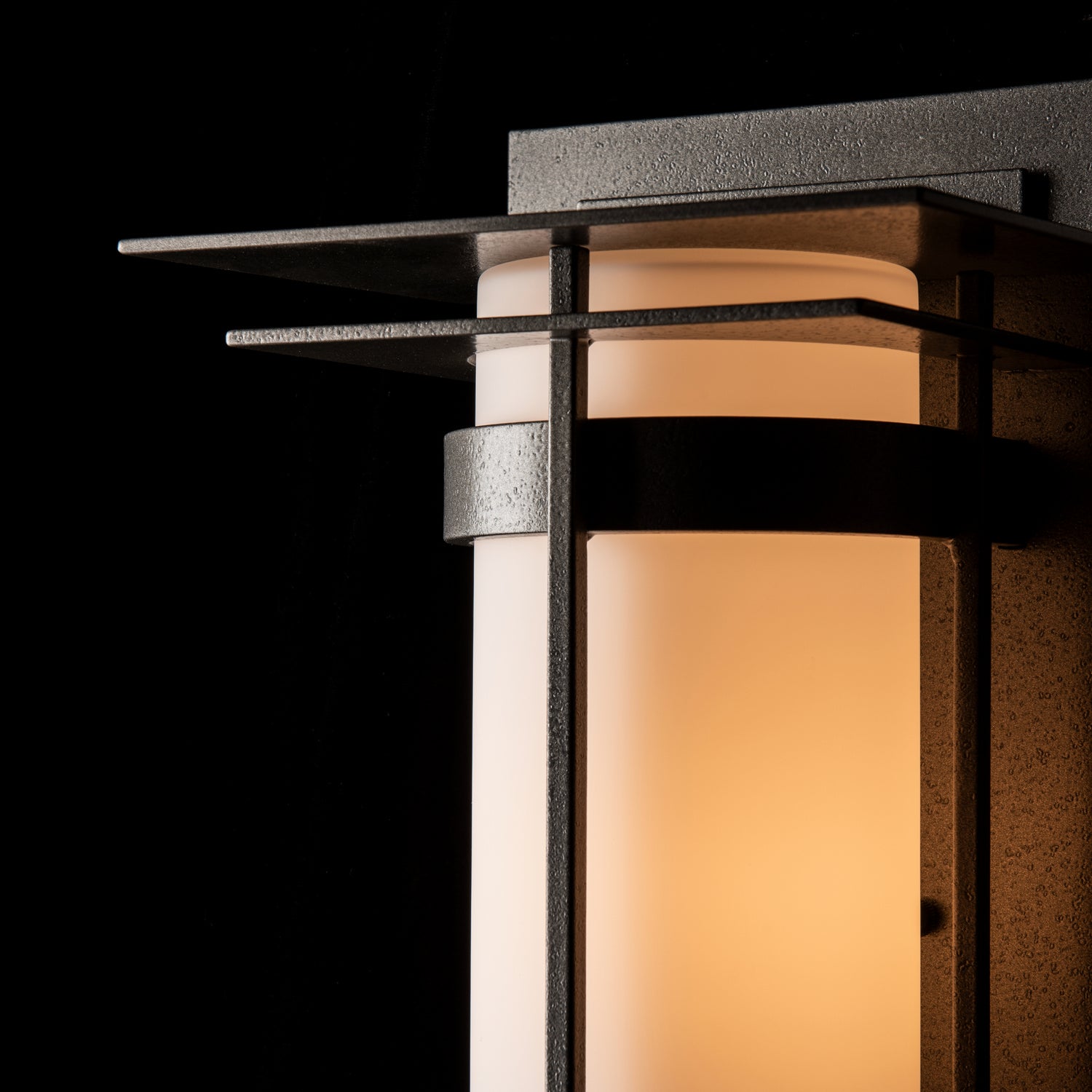 Hubbardton Forge - 305993-SKT-20-GG0034 - Banded with Top Plate Outdoor Sconce - Banded - Coastal Natural Iron