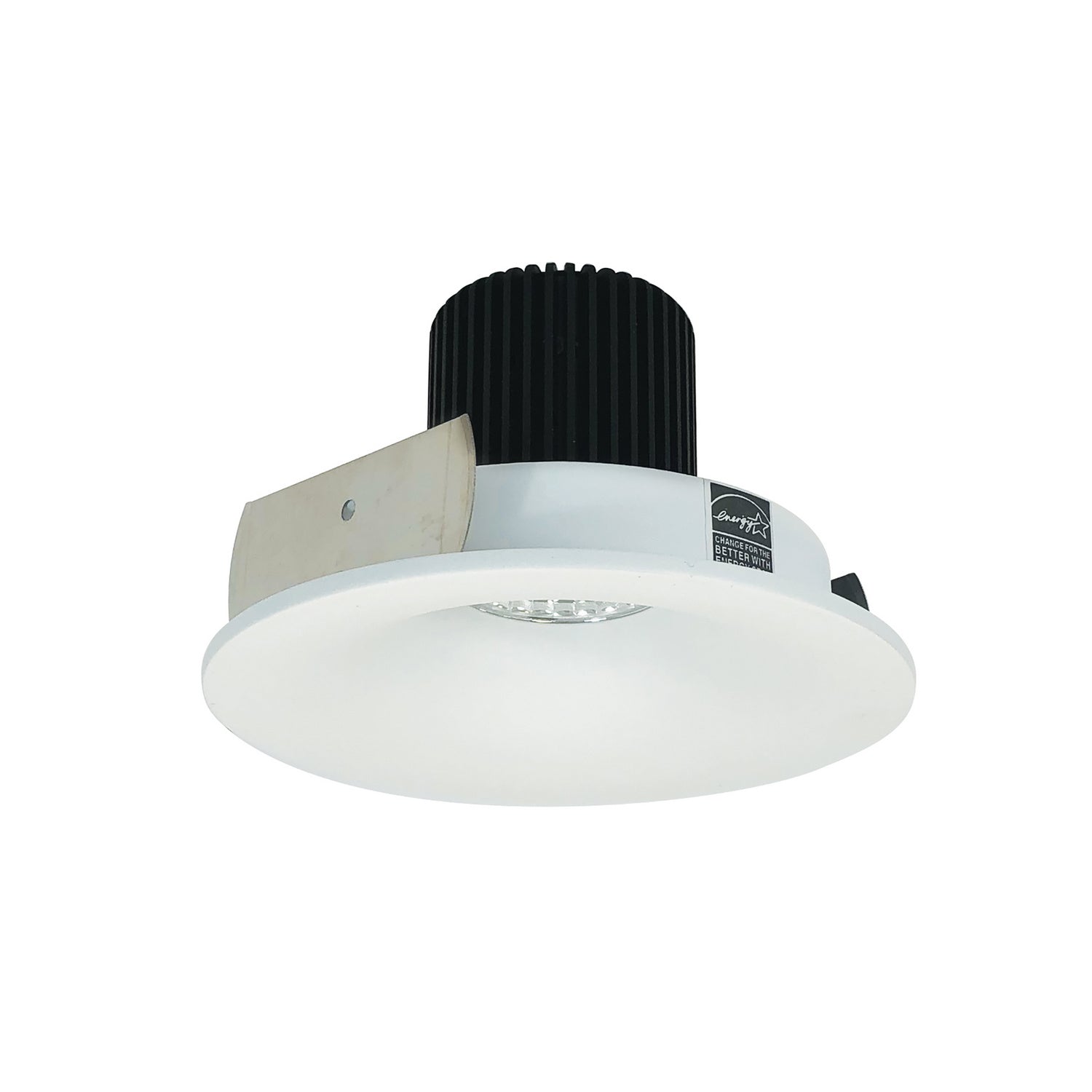 Nora Lighting - NIO-4RNB27XMPW/10 - 4" Round Regressed Bullnose - Rec Iolite - Matte Powder White