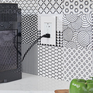 Legrand - WNAR203W1 - 20A Smart Outlet with Netatmo, Plus-Size - adorne - White