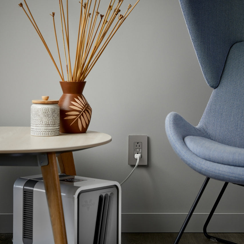 Legrand - WNRR15NI - Smart 15A Outlet with Netatmo - radiant - Nickel