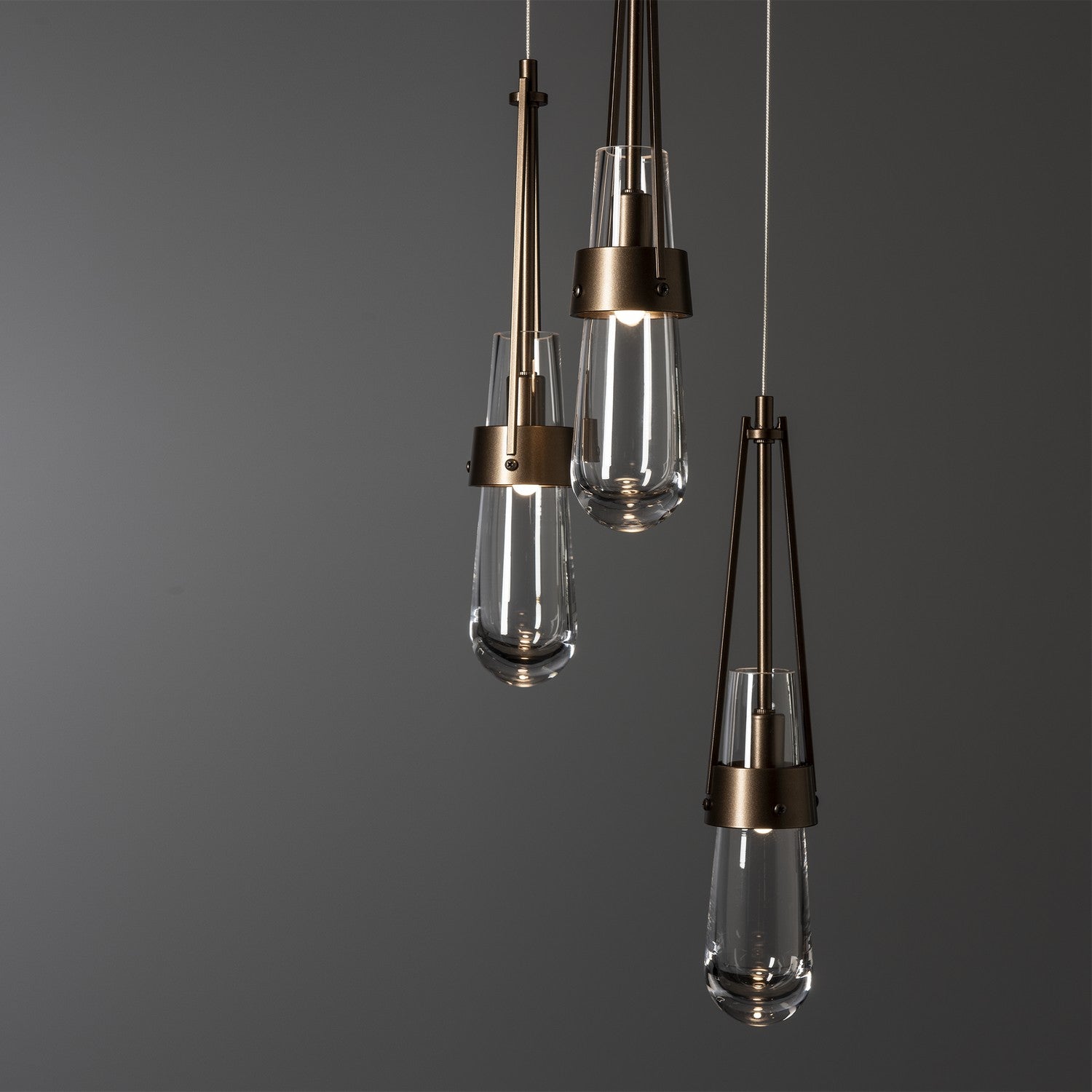 Hubbardton Forge - 131127-SKT-LONG-05-ZM0434 - Link 5-Light Clear Glass Pendant - Link - Bronze