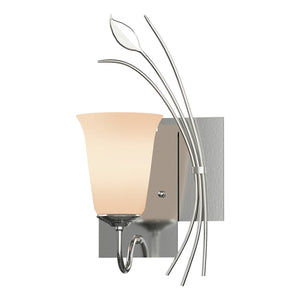 Hubbardton Forge - 205122-SKT-RGT-85-GG0035 - One Light Wall Sconce - Leaf - Sterling