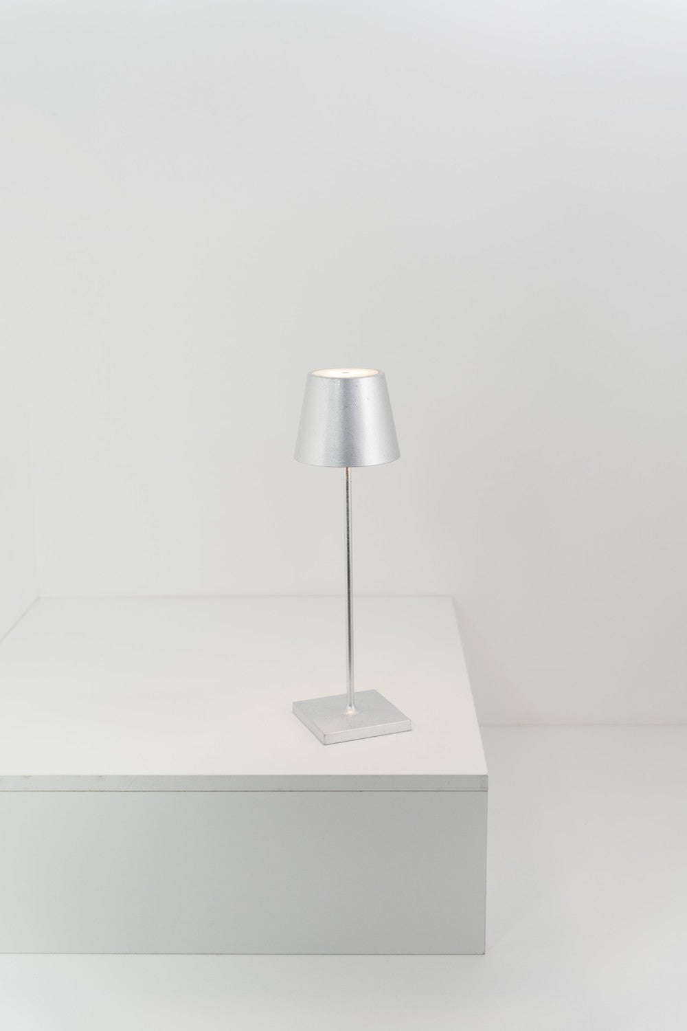 Zafferano - LD0340BFA - LED Table Lamp - Poldina Pro - Silver leaf