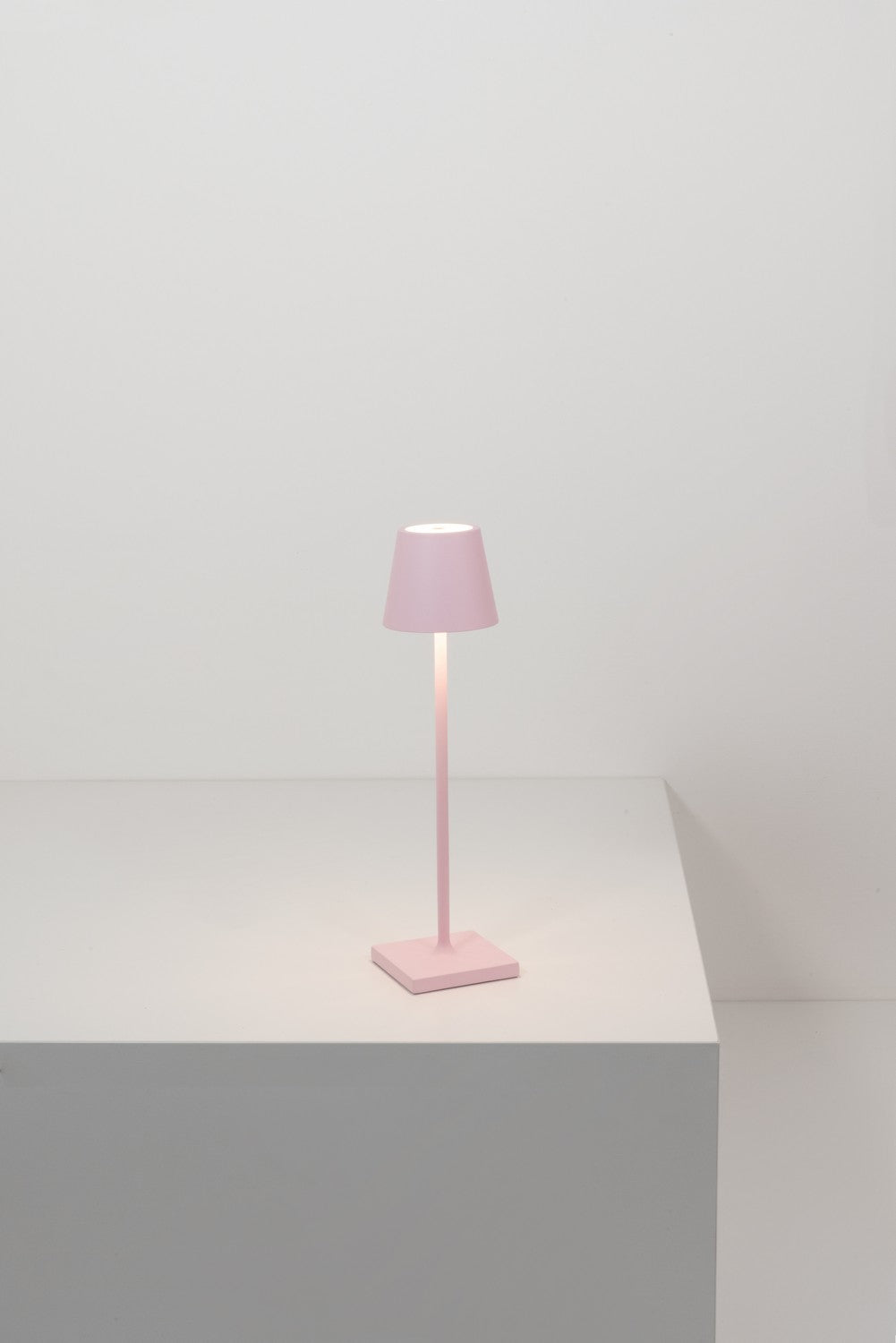 Zafferano - LD0490P3 - LED Table Lamp - Poldina - Pink