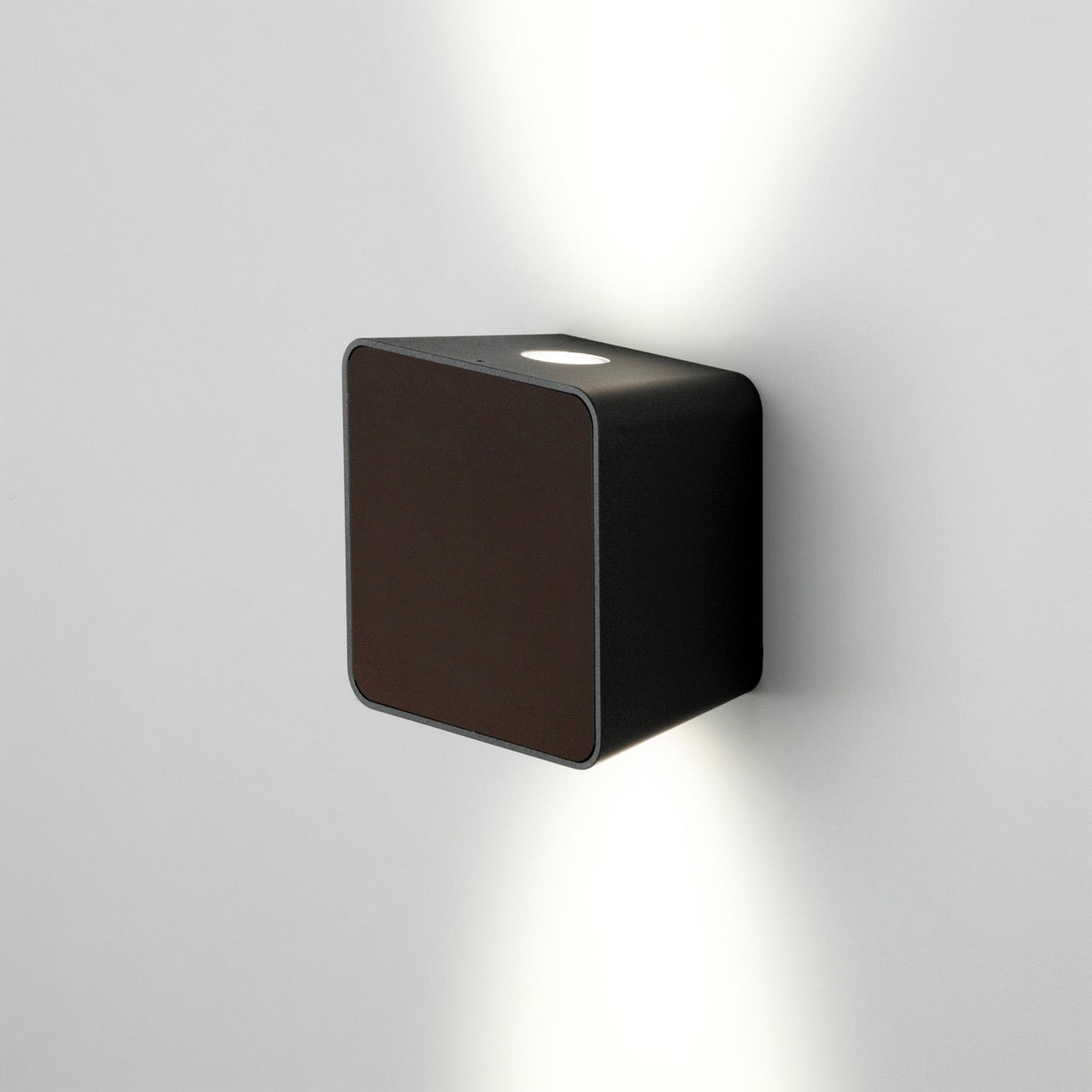 Lab 2 Outdoor Wall Light