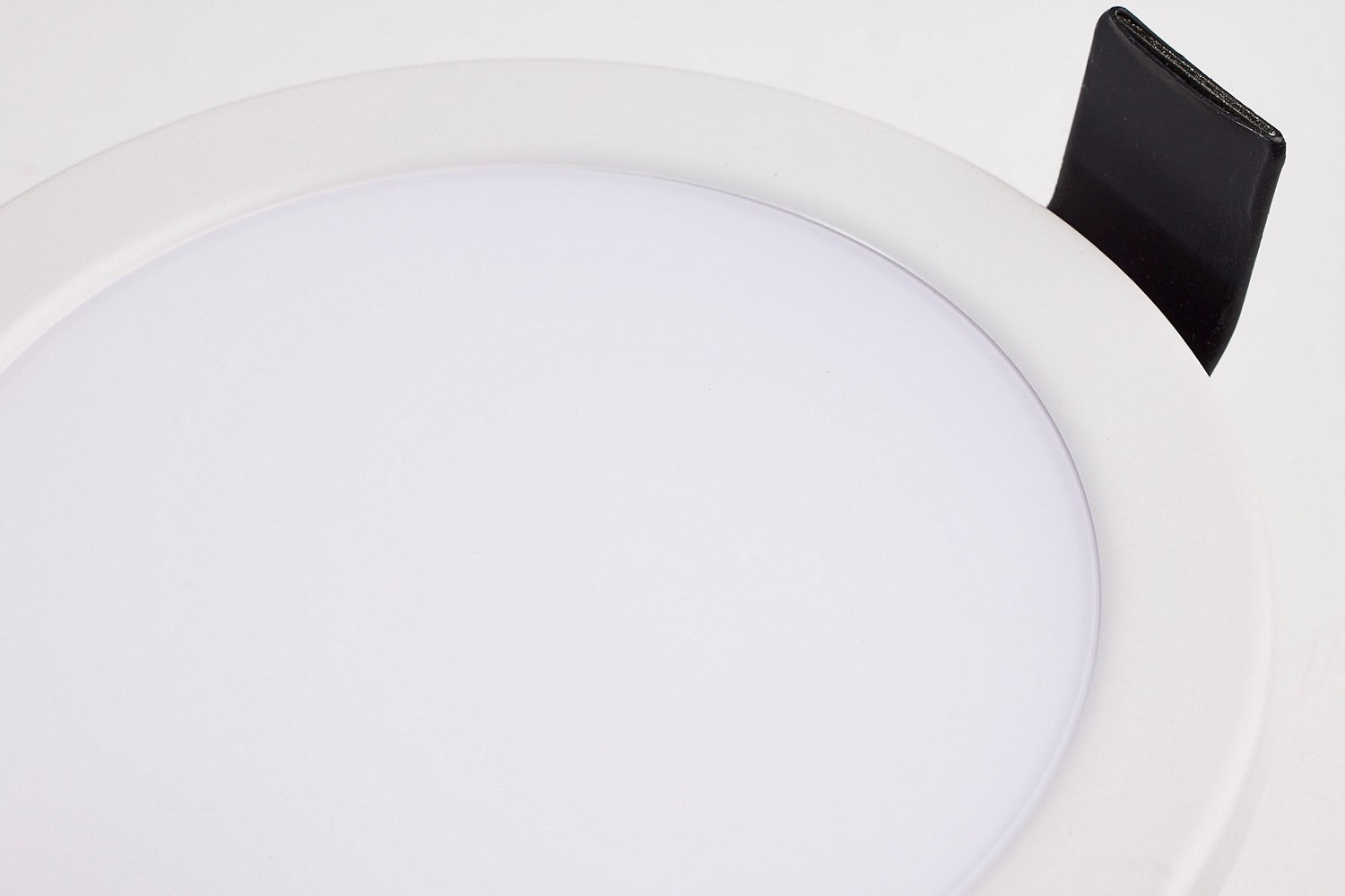 Satco - S11864 - LED Downlight - White / Red
