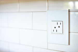 Legrand - AWM1G2MWW4 - One-Gang Screwless Wall Plate - adorne - Mirror White