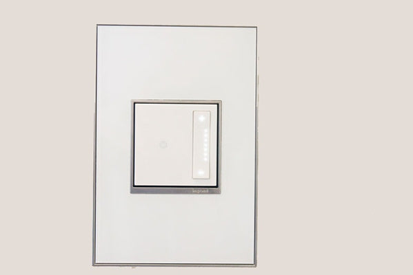 Legrand - AWM1G2MWW4 - One-Gang Screwless Wall Plate - adorne - Mirror White