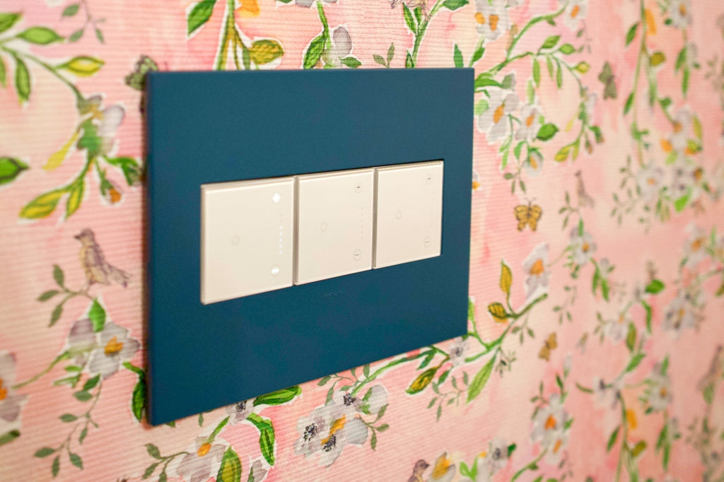 Legrand - AWP3GMY - Three-Gang Screwless Wall Plate with Microban - adorne - Mystic