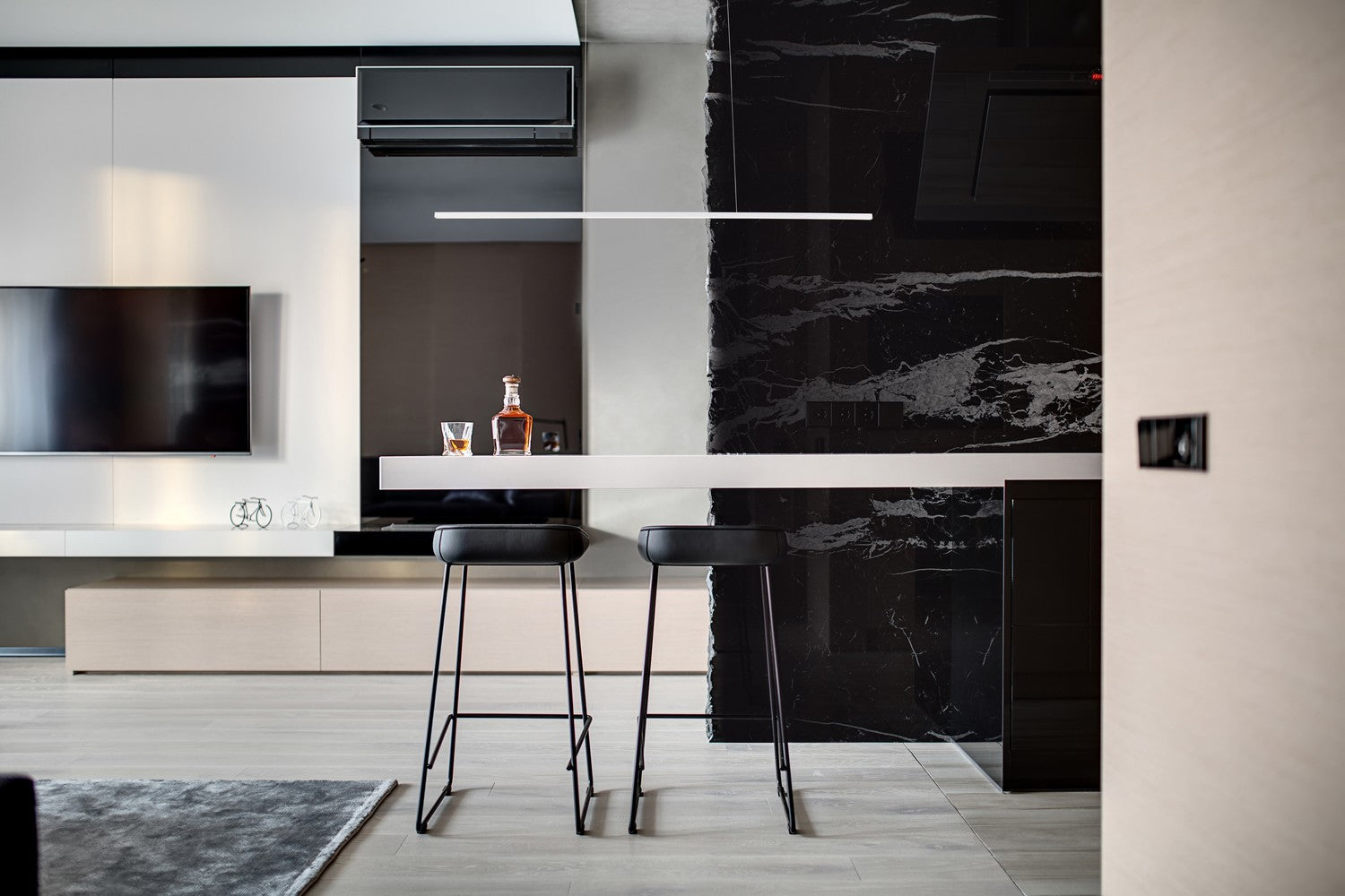 Kuzco Lighting - LP18248-WH-UNV - LED Linear Pendant - Vega Minor - White