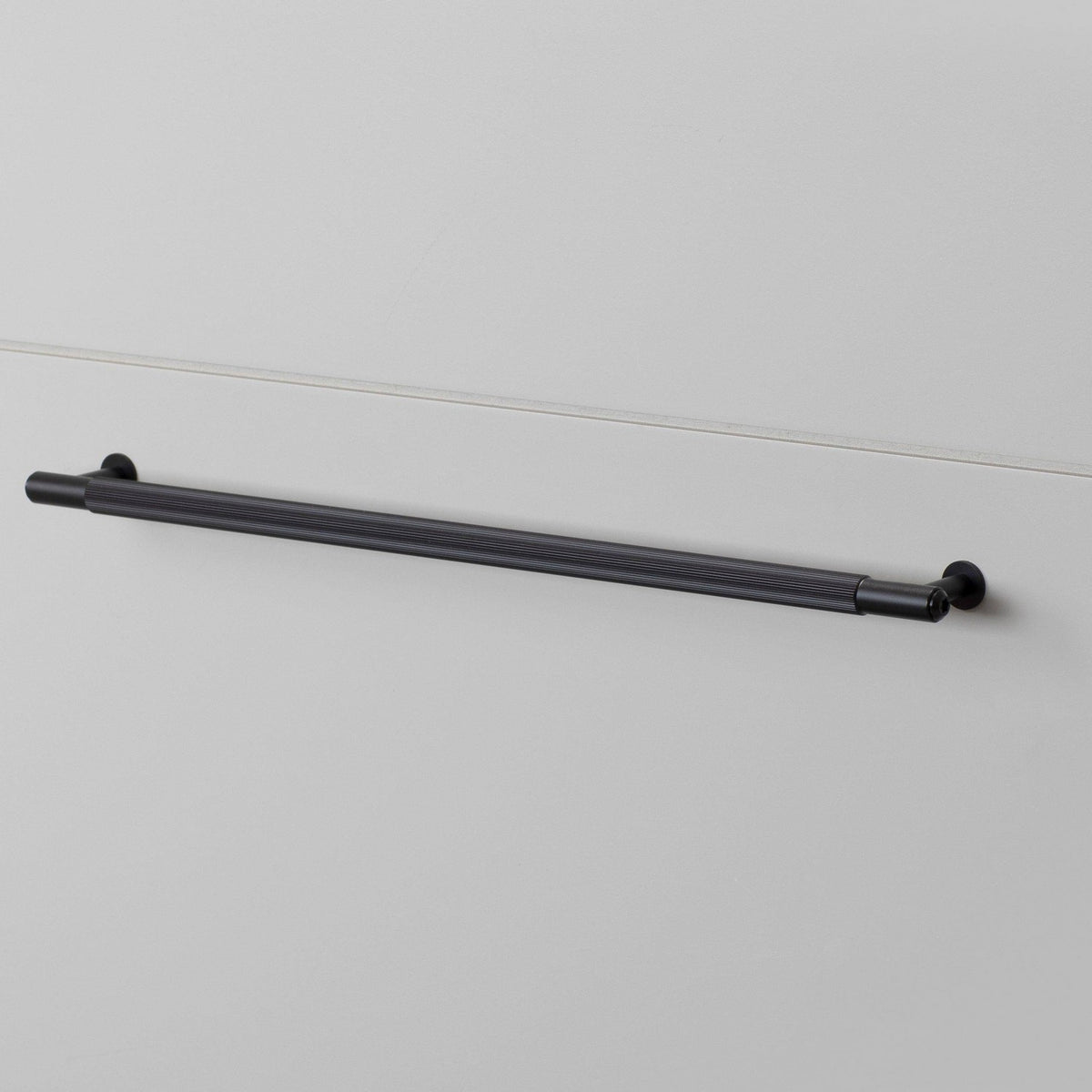 Buster + Punch - UPB-023971 - Pull Bar - Black