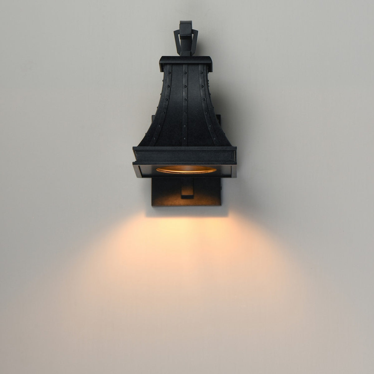 Bramwell VX Outdoor Wall Sconce
