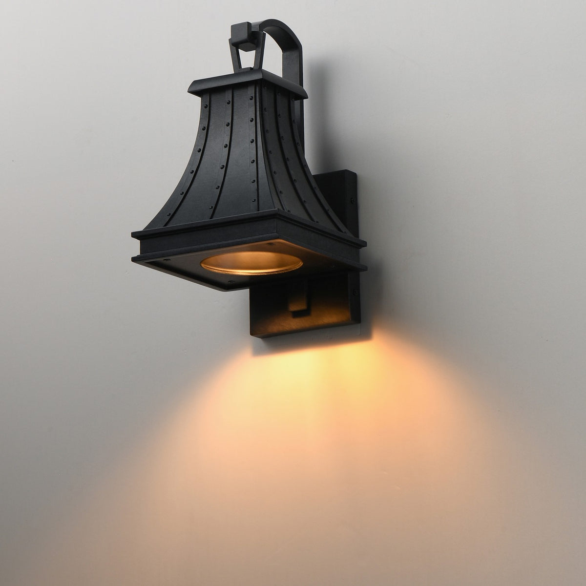 Bramwell VX Outdoor Wall Sconce