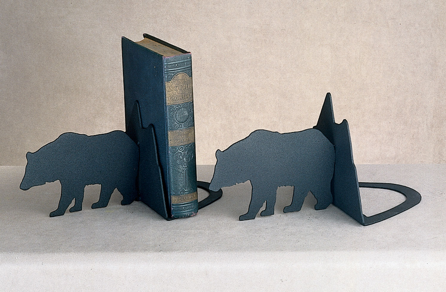 Meyda Tiffany - 23404 - Bookends - Lone Bear - Textured Black