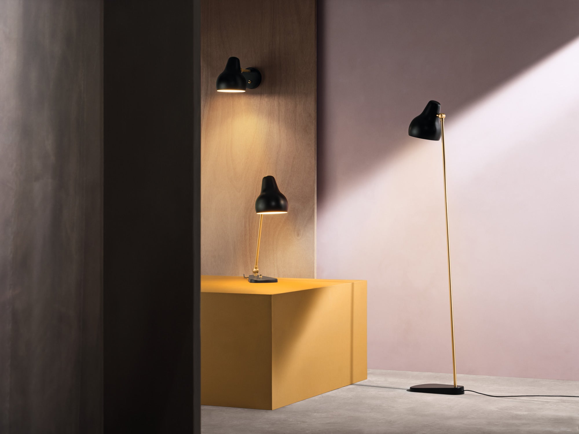 VL38 Floor Lamp