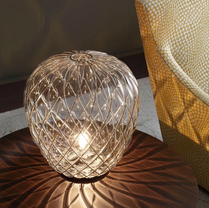 Pinecone Big Table Lamp