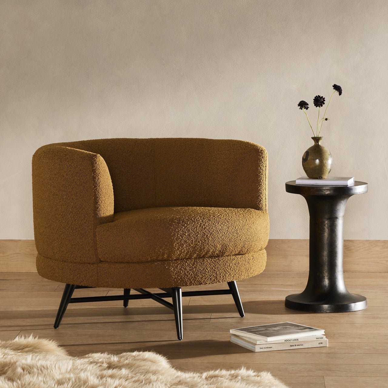 Carmela Swivel Chair - Copenhagen Amber