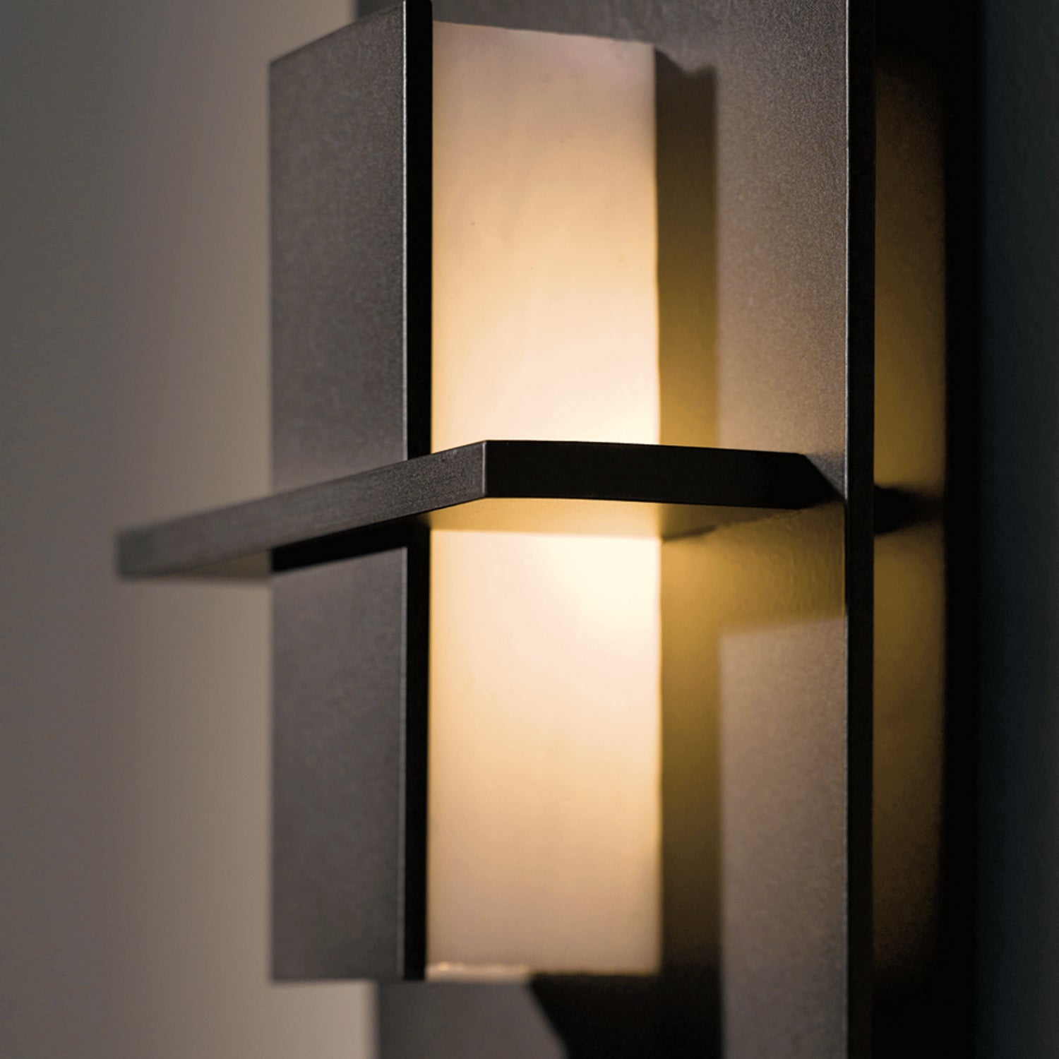 Hubbardton Forge - 217520-SKT-07-BB0273 - Aperture Vertical Sconce - Aperture - Dark Smoke