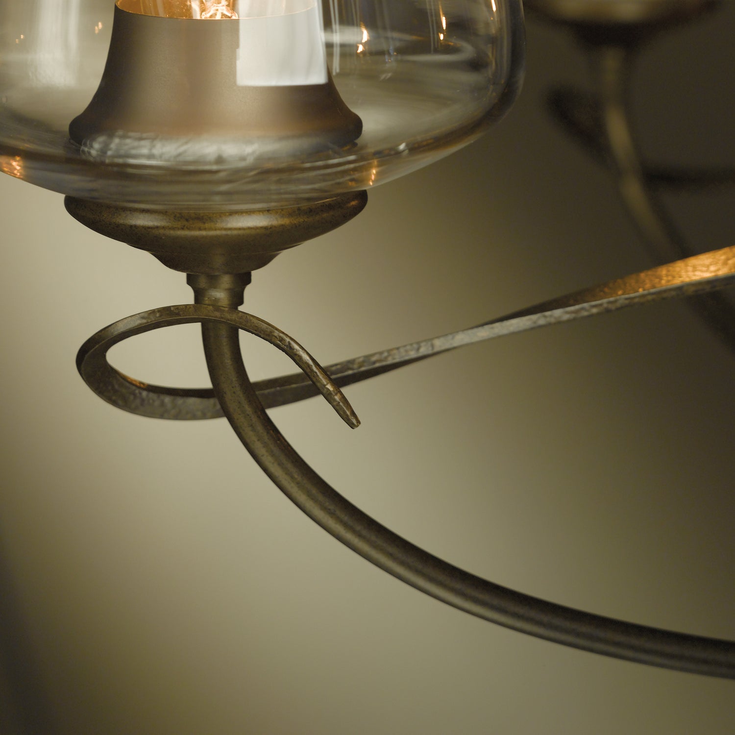 Hubbardton Forge - 103040-SKT-05-ZM0236 - Flora 5 Arm Chandelier - Flora - Bronze