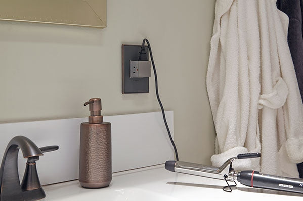 Legrand - ARPTR151GM2 - 15A One-Gang Pop-Out Outlet - adorne - Magnesium