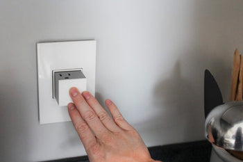 Legrand - ARPTR151GW2 - 15A One-Gang Pop-Out Outlet - adorne - White