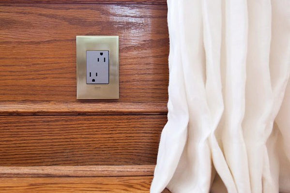 Legrand - ARTR153M4 - 15A Dual Tamper-Resistant Plus-Size Outlet - adorne - Magnesium
