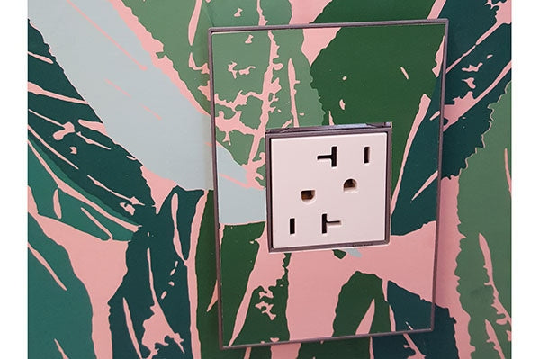 Legrand - ARTR202W4 - 20A Dual Tamper-Resistant Outlet - adorne - White