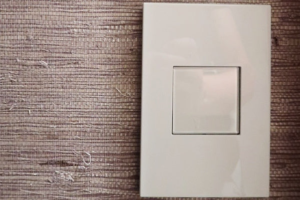 Legrand - ASTP1532W4 - sofTap Switch with Microban - adorne - White