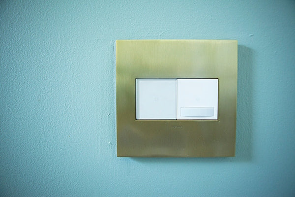 Legrand - ASVS12W4 - Motion Sensor Switch, Manual On/Auto Off with Microban - adorne - White