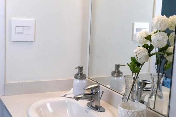 Legrand - ASVS12W4 - Motion Sensor Switch, Manual On/Auto Off with Microban - adorne - White