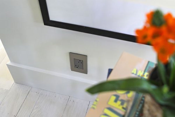 Legrand - AWC1G3BS4 - One-Gang-Plus Screwless Wall Plate - adorne - Brushed Stainless Steel