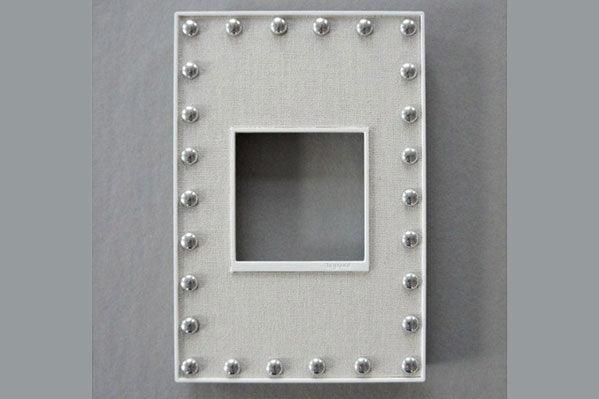 Legrand - AWM1G2W4 - One-Gang Screwless Wall Plate Trim - adorne - White