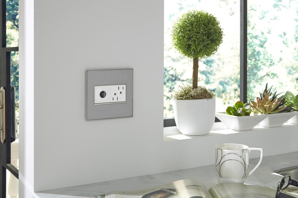 Legrand - AWM1G3MS4 - One-Gang-Plus Screwless Wall Plate - adorne - Brushed Stainless
