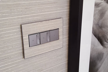 Legrand - AWM3GM4 - Three-Gang Screwless Wall Plate Trim - adorne - Magnesium
