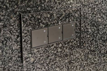 Legrand - AWM3GM4 - Three-Gang Screwless Wall Plate Trim - adorne - Magnesium