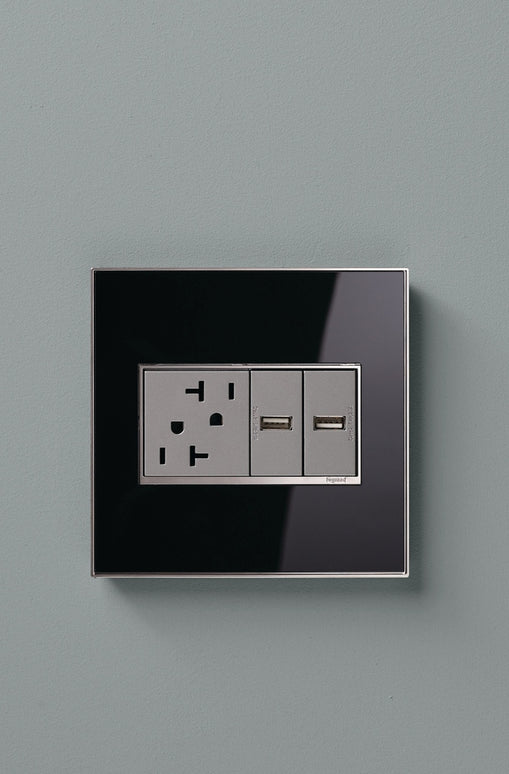 Legrand - AWM3GMB4 - Three-Gang Screwless Wall Plate - adorne - Mirror Black
