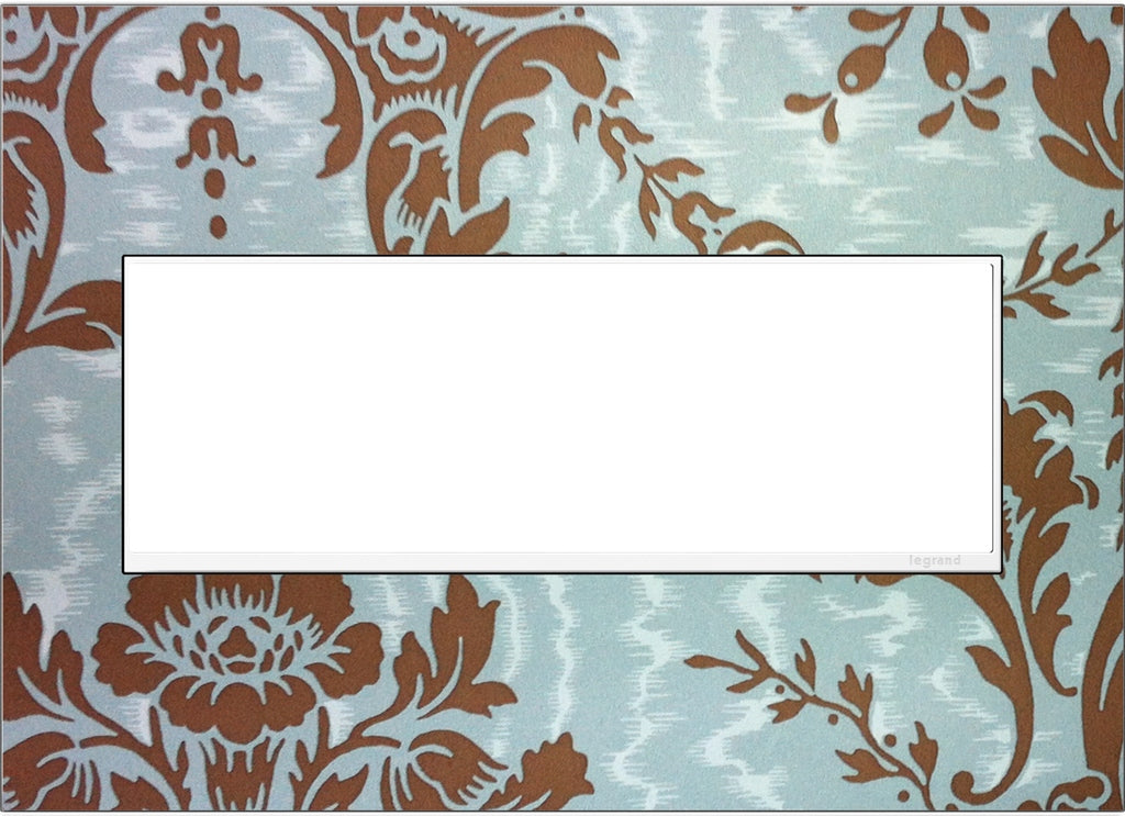 Legrand - AWM3GW4 - Three-Gang Screwless Wall Plate Trim - adorne - White